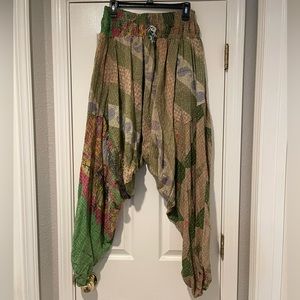 Kantha Bae Everyday Harem pants